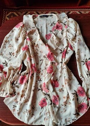 Шикарная, нежная блузка, новая.