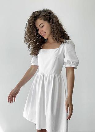 Сукня бавовняна з відкритою спиною біла