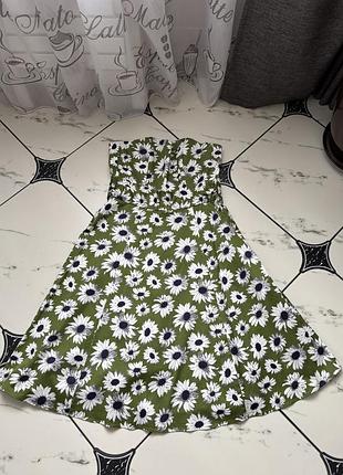Жіноча зелена сукня бюстьє в квіти
