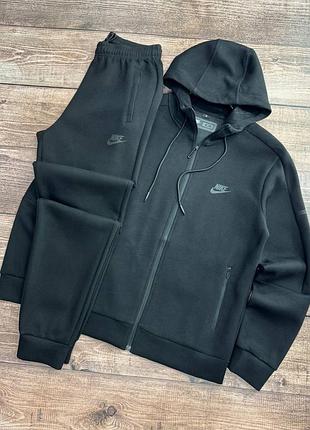 Чоловічий спортивний костюм чорний nike