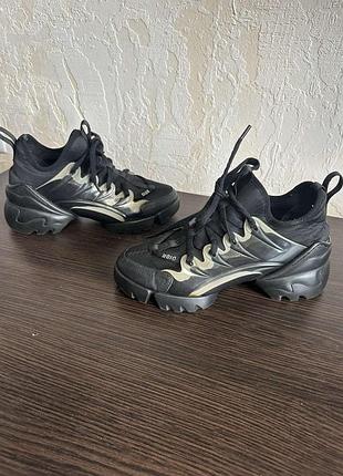 Кросівки dior р-36