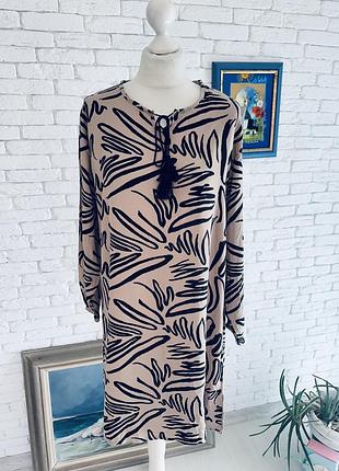 Сукня з віскози