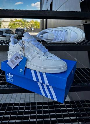 Adidas forum ie low full white