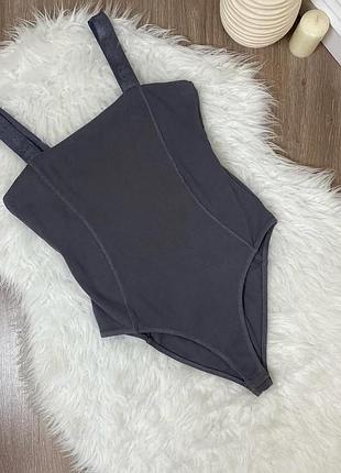 Боді в рубчик сірий