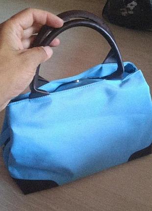 Гарна блакитна сумочка жіноча