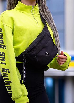 Жіноча сумка бананка барсетка через плече without з принтом smile black