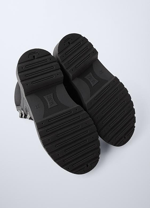 Ботинок zara для мальчиков 5