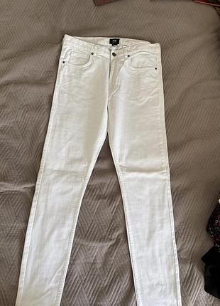Білі джинси розмір м