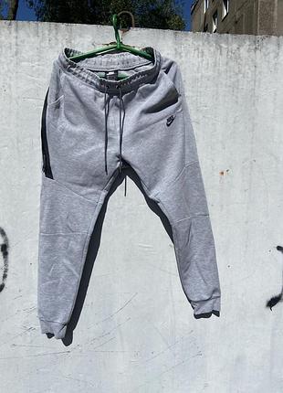 Найк теч флис штаны