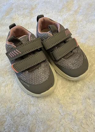 Кросівки superfit , розмір 21