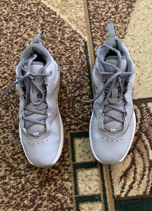 Nike air jordan stay loyal 3 4