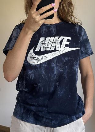 Жіноча футболка nike. жіноча футболка найк тай дай. жіноча синя футболка тай дай найк