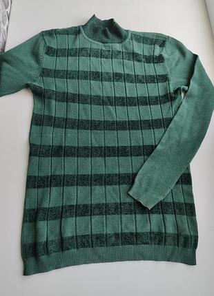 Зеленая водолазка в полоску размер m