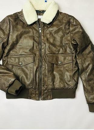 Крута кожана куртка на хлопчика
