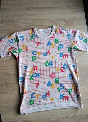 Интересная детская футболка.