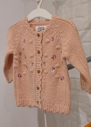 Чрезвычайно красивая кофточка для девочки 3-6мес