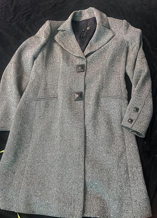 Пальто roberto cavalli