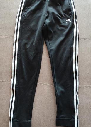 Штани спортивні adidas на кнопках б/у