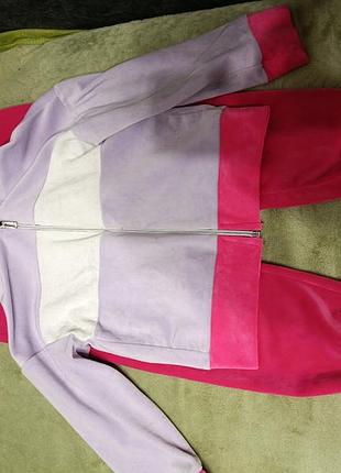 Костюм в очень красивом состоянии