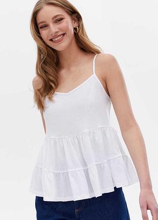 Блуза майка котонова з рюшами оборками біла