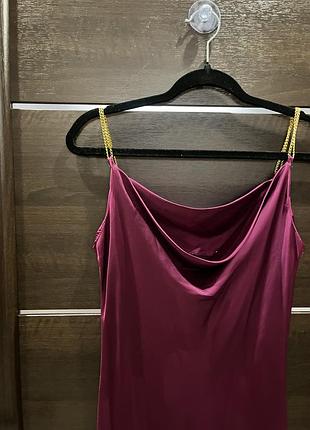 Сукня в білизняному стилі жіноча