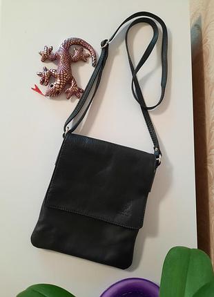 Сумочка планшетка з натуральної шкіри. 
в ідеальному стані!