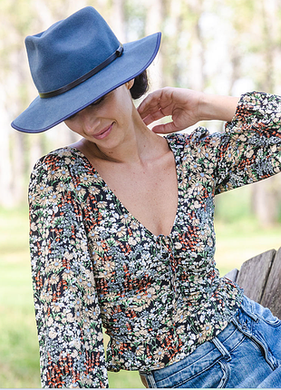 Блуза топ з об'ємними рукавами в квітковий принт h&m eur 38 - 40 р.