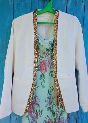 Нарядный белый пиджак с золотыми пайетками,40-44разм,h&m