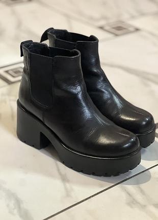 Черевики челсі vagabond шкіряні базові чорні