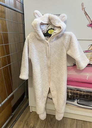 Махровий чоловічок на дівчинку