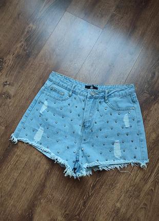 Красивые джинсовые шорты missguided