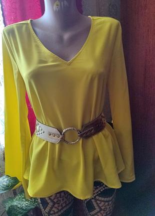 Блузка, яскрава, супер.