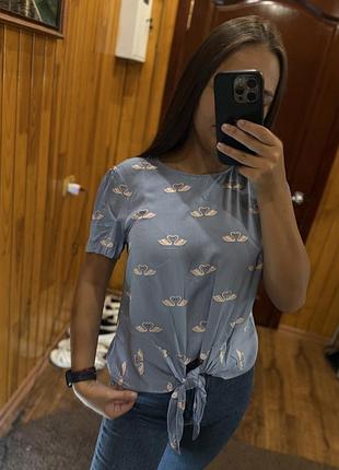 Блузка жіноча