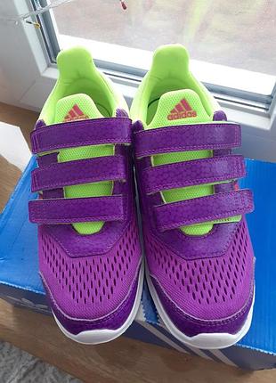 Кросівки adidas