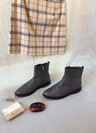 Женские зимние теплые кожаные ботинки мех овчина на широкую ногу