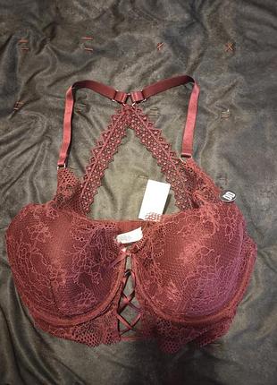 Кружевный бюстгалтер
