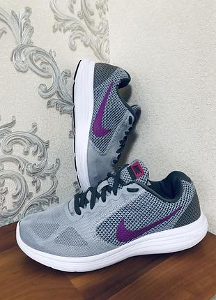 Жіночі кросівки nike