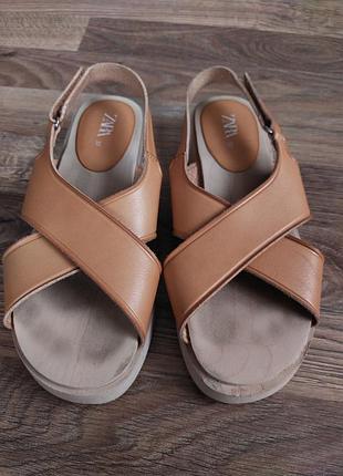 Босоножки zara