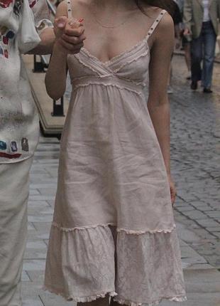Пудрова лляна легка ніжна літня сукня міді цікавий сарафан