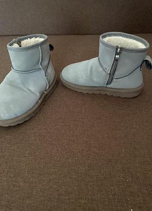 Сапожки на дівчинку