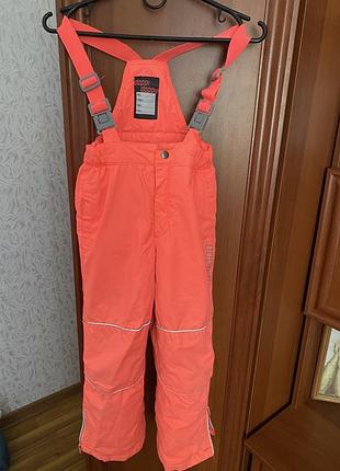 Комбінезон на дівчинку