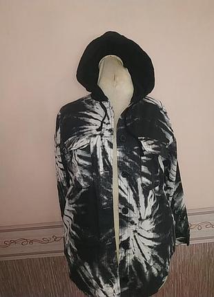 Стильна,молодіжна, трендова сорочка — куртка з капюшоном. розмір 38.divided. унісекс.