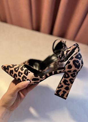 Леопардові підбори shein жіночі, 38 розмір, каблук 9 см,