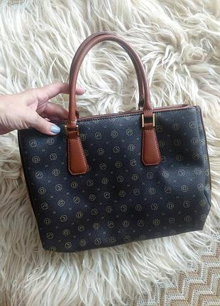 Стильная брендовая кожаная сумка. польша