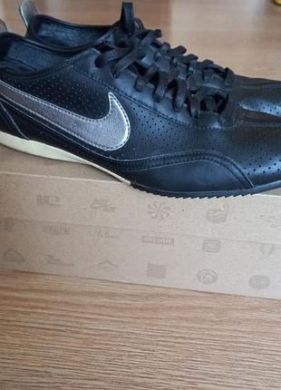 Кроссовки nike кожа