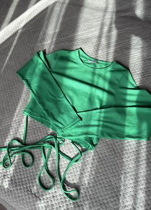 Топ із рукавами та нитками, що обвивають талію — стильний та зручний! 🌿