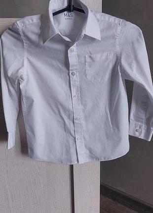 Рубашка для первоклассника 6-7роков 
mark&amp;spencer