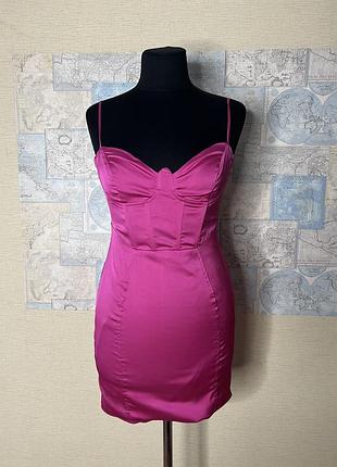 Стильна сукня з корсетом під сатин