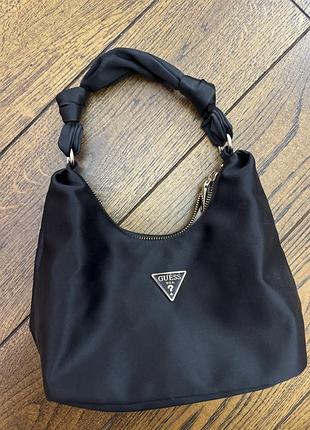 Сумочка guess