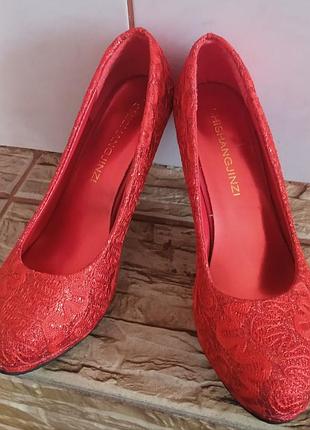 Туфли женские размер 39.